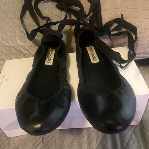 Steve Madden Black Ribbon Flats